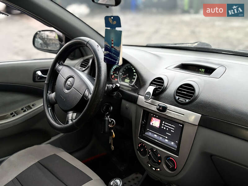 Хэтчбек Chevrolet Lacetti 2005 в Запорожье
