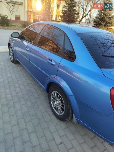 Седан Chevrolet Lacetti 2005 в Килии