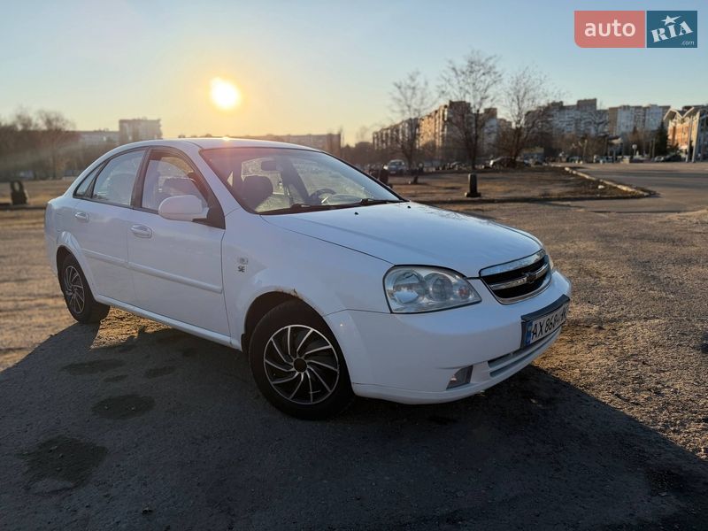 Chevrolet Lacetti 2012