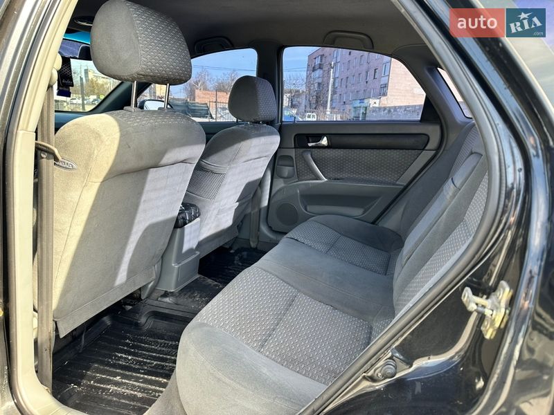 Седан Chevrolet Lacetti 2005 в Кременце