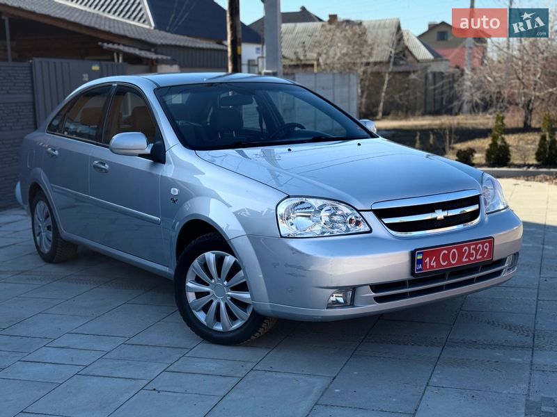 Седан Chevrolet Lacetti 2008 в Харькове
