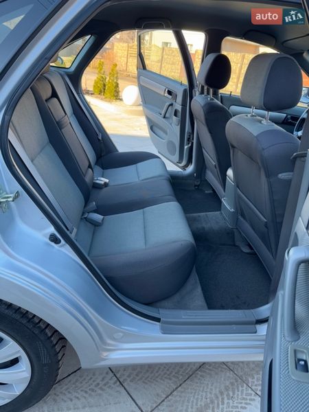 Седан Chevrolet Lacetti 2008 в Харькове