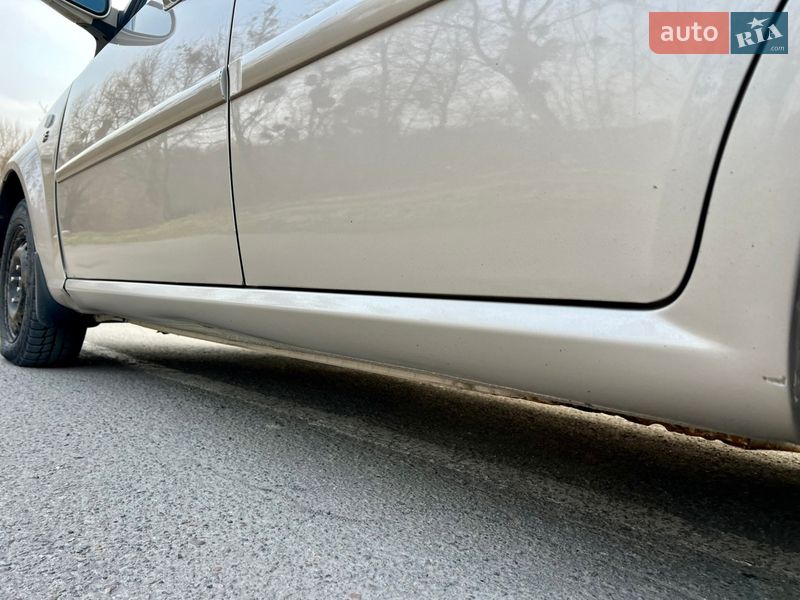 Хэтчбек Chevrolet Lacetti 2011 в Львове