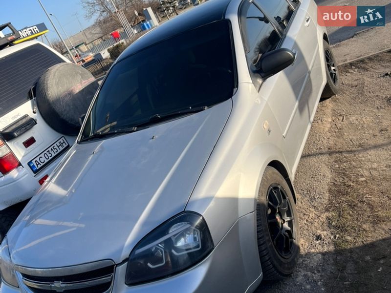 Седан Chevrolet Lacetti 2004 в Павлограде