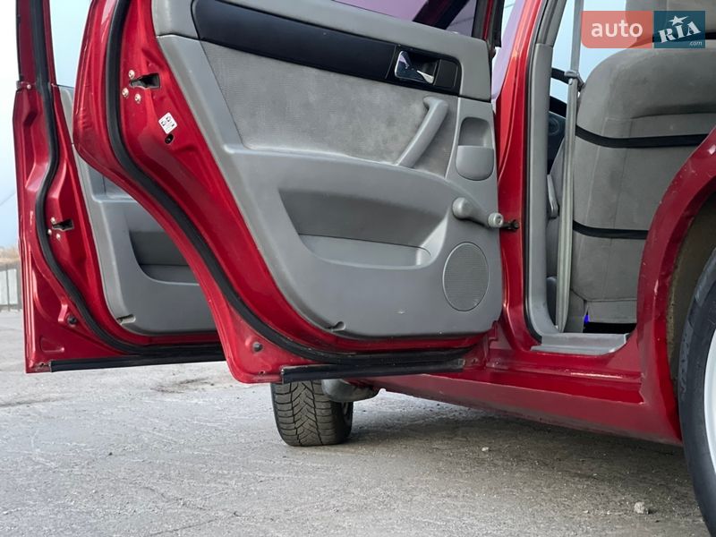 Седан Chevrolet Lacetti 2004 в Києві