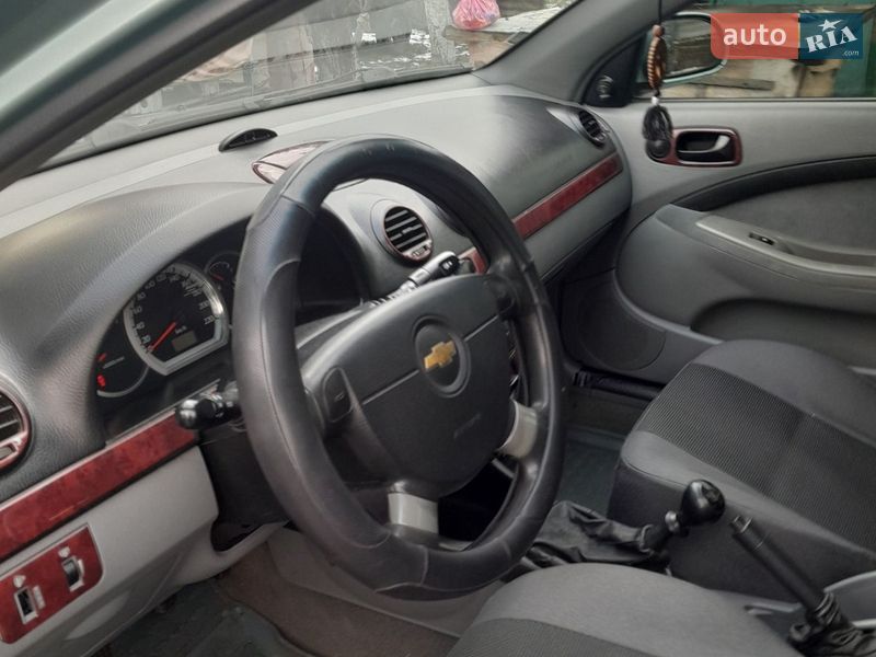 Хэтчбек Chevrolet Lacetti 2006 в Кривом Роге фото 7 Хэтчбек Chevrolet Lacetti 2006 в Кривом Роге