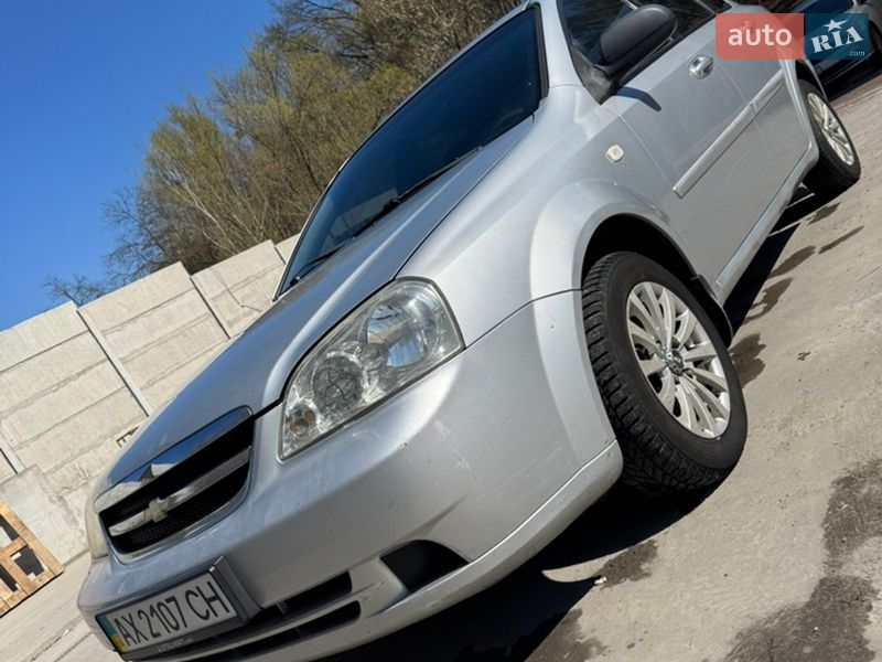 Седан Chevrolet Lacetti 2007 в Киеве