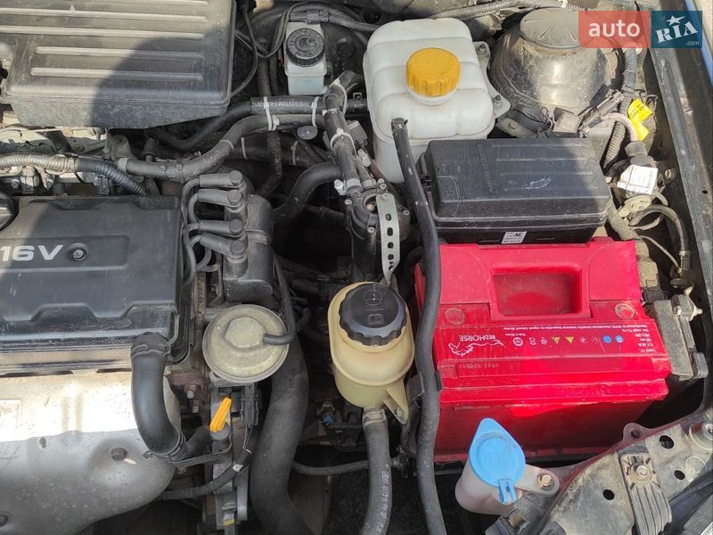 Седан Chevrolet Lacetti 2004 в Киеве