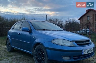 Хэтчбек Chevrolet Lacetti 2006 в Львове