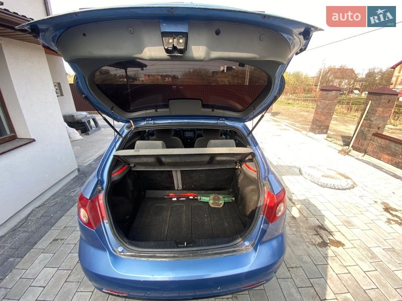 Хэтчбек Chevrolet Lacetti 2006 в Львове
