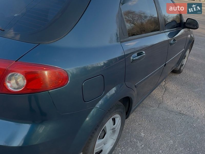 Хэтчбек Chevrolet Lacetti 2008 в Кропивницком фото 2 Хэтчбек Chevrolet Lacetti 2008 в Кропивницком