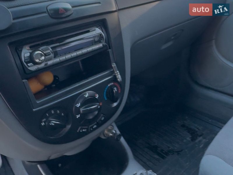 Хэтчбек Chevrolet Lacetti 2008 в Кропивницком фото 7 Хэтчбек Chevrolet Lacetti 2008 в Кропивницком