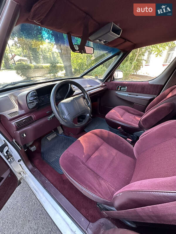 Минивэн Chevrolet Lumina APV 1995 в Днепре