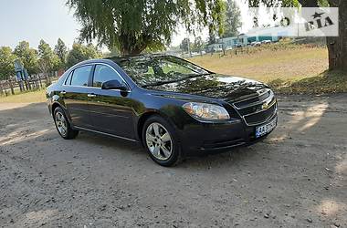 Седан Chevrolet Malibu 2012 в Чернигове