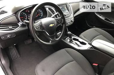 Седан Chevrolet Malibu 2016 в Нетешине