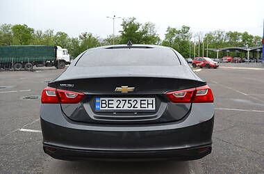 Седан Chevrolet Malibu 2016 в Николаеве