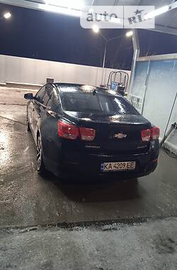 Седан Chevrolet Malibu 2015 в Киеве