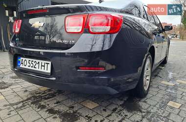 Седан Chevrolet Malibu 2014 в Ужгороді