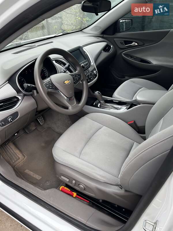 Седан Chevrolet Malibu 2016 в Калиновке фото 13 Седан Chevrolet Malibu 2016 в Калиновке