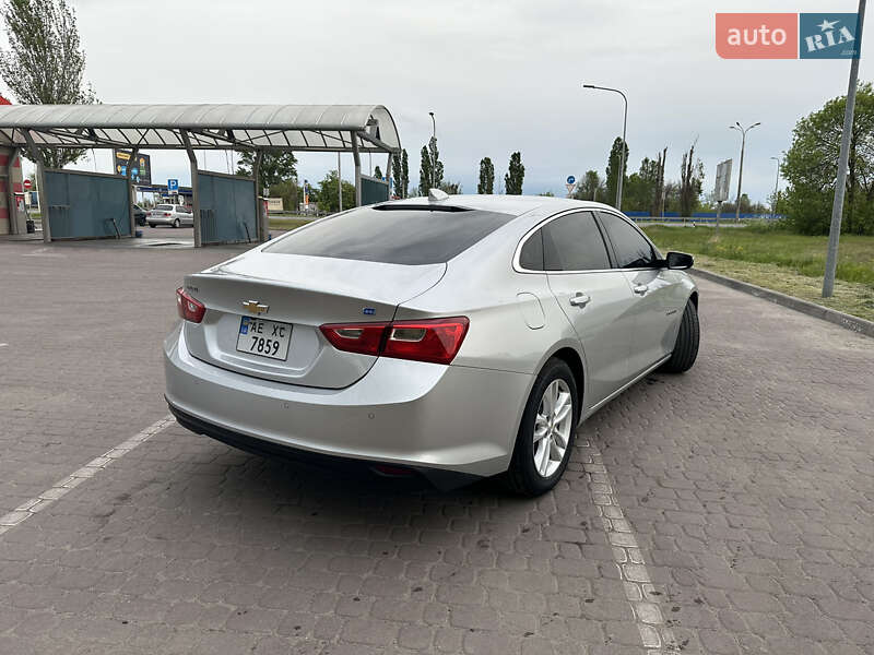 Седан Chevrolet Malibu 2017 в Днепре