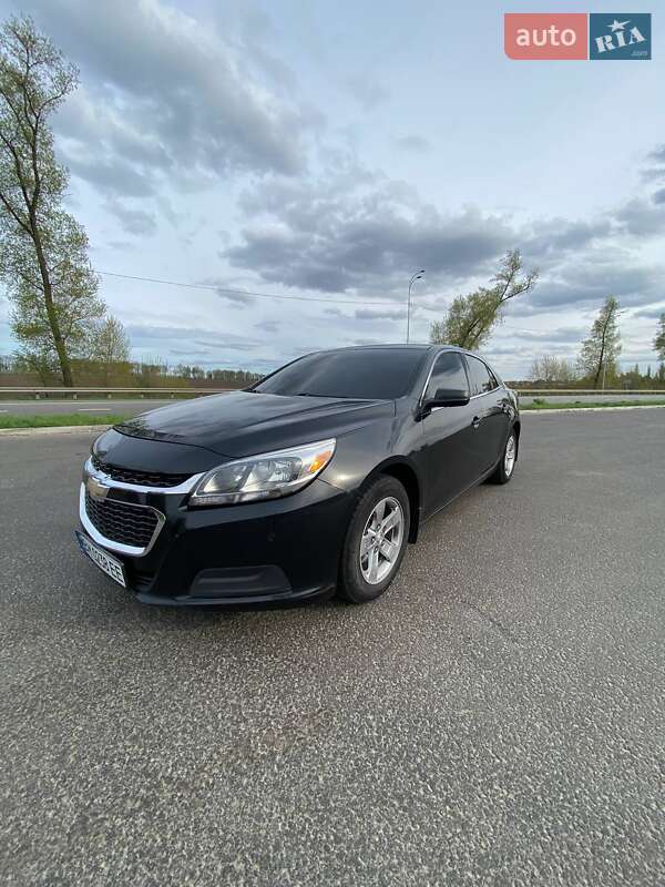 Седан Chevrolet Malibu 2014 в Ромнах