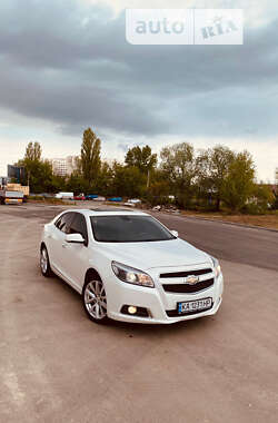 Седан Chevrolet Malibu 2014 в Киеве