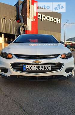 Седан Chevrolet Malibu 2016 в Харькове