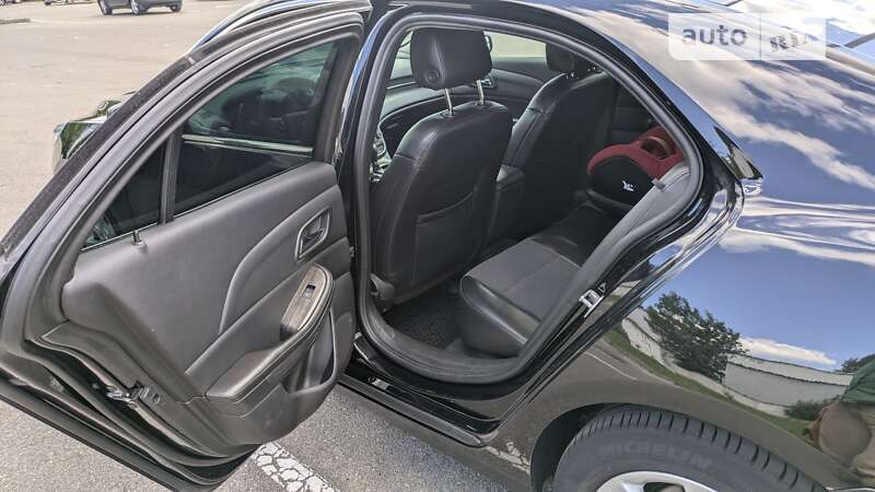 Седан Chevrolet Malibu 2016 в Києві