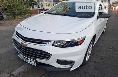 Седан Chevrolet Malibu 2018 в Киеве