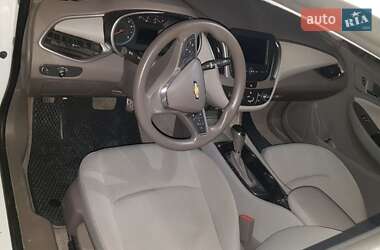 Седан Chevrolet Malibu 2016 в Івано-Франківську