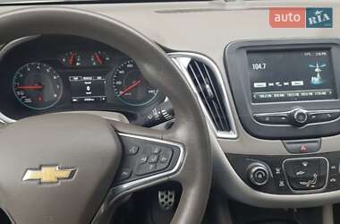 Седан Chevrolet Malibu 2016 в Івано-Франківську