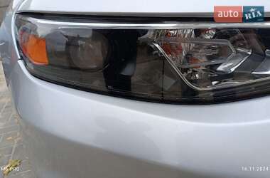 Седан Chevrolet Malibu 2018 в Черкасах