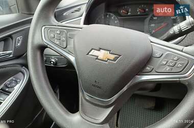 Седан Chevrolet Malibu 2018 в Черкасах