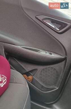 Седан Chevrolet Malibu 2018 в Черкасах