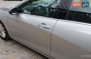 Седан Chevrolet Malibu 2018 в Черкасах