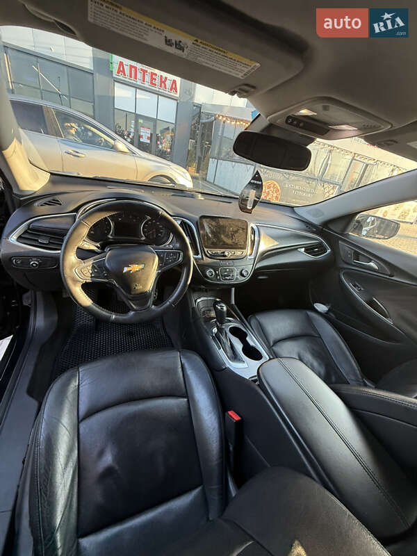 Седан Chevrolet Malibu 2016 в Вінниці