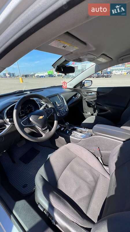 Седан Chevrolet Malibu 2016 в Одессе