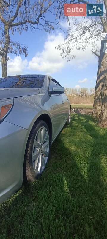 Седан Chevrolet Malibu 2015 в Умані