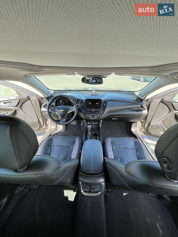 Седан Chevrolet Malibu 2020 в Києві