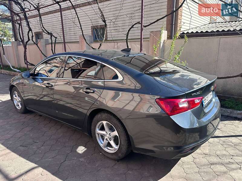 Седан Chevrolet Malibu 2017 в Одесі