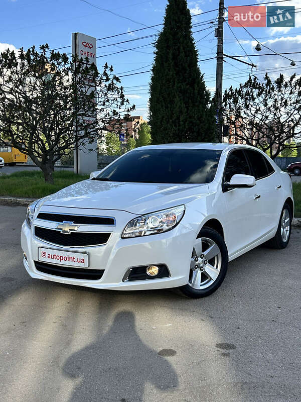 Седан Chevrolet Malibu 2016 в Сумах