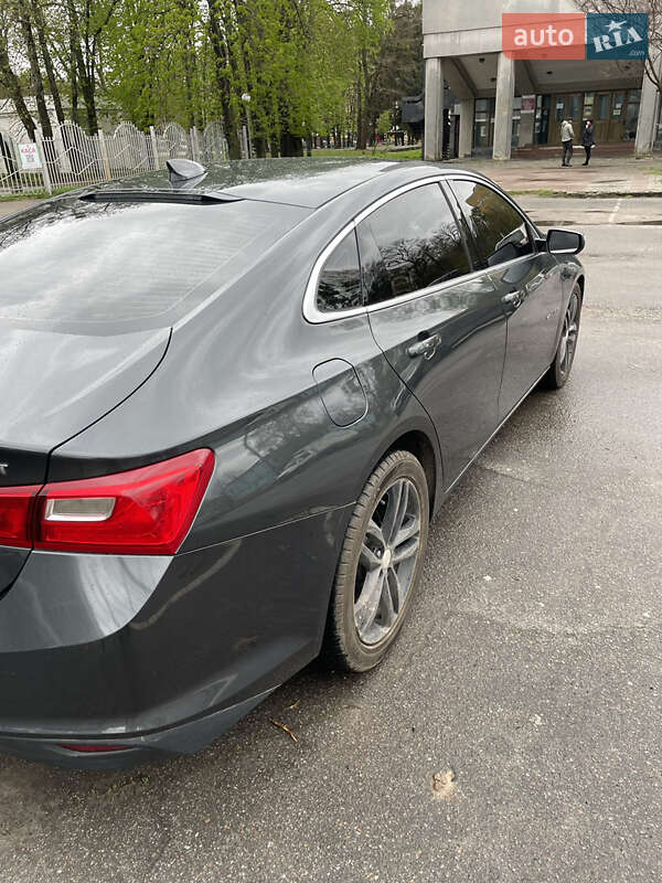 Седан Chevrolet Malibu 2017 в Полтаві