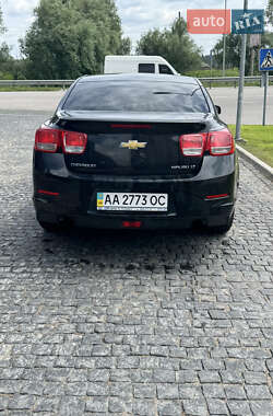 Седан Chevrolet Malibu 2012 в Києві