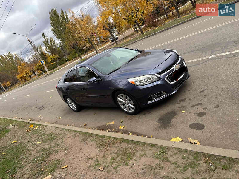 Седан Chevrolet Malibu 2014 в Запорожье