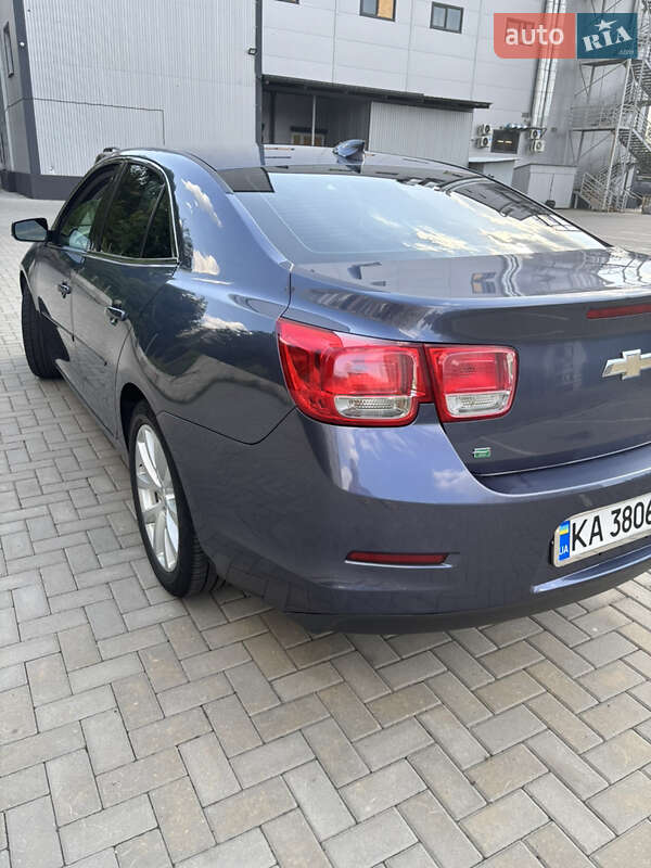 Седан Chevrolet Malibu 2014 в Запорожье