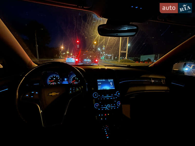 Седан Chevrolet Malibu 2013 в Николаеве