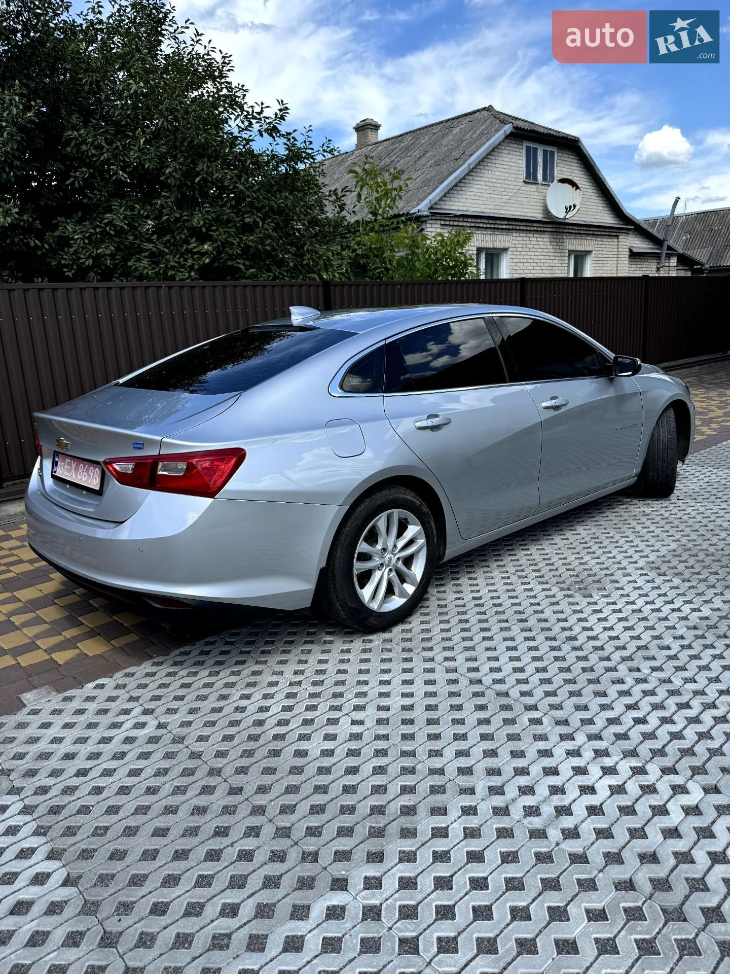 2016 Chevrolet Malibu - мініатюра 3