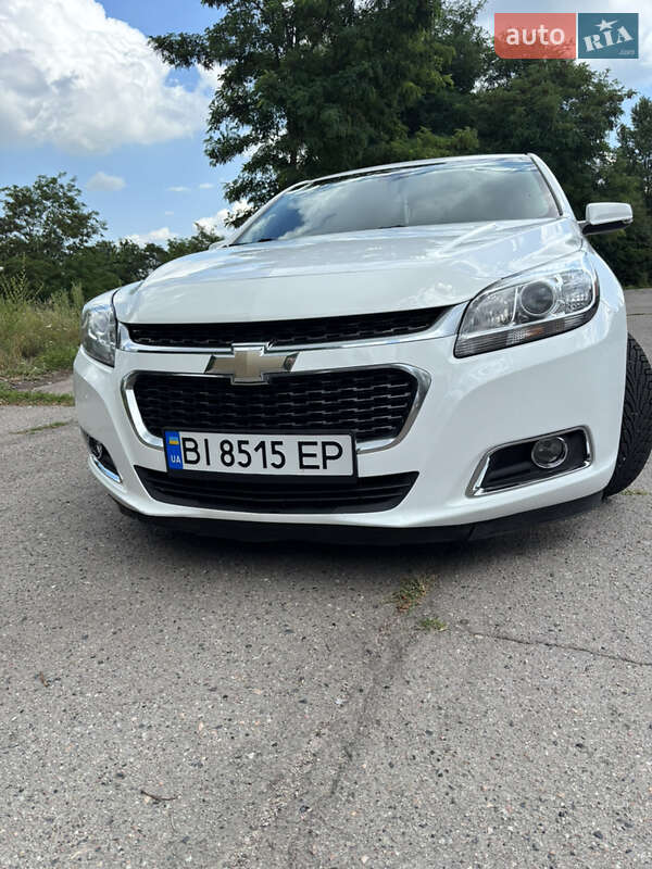 Седан Chevrolet Malibu 2015 в Лубнах