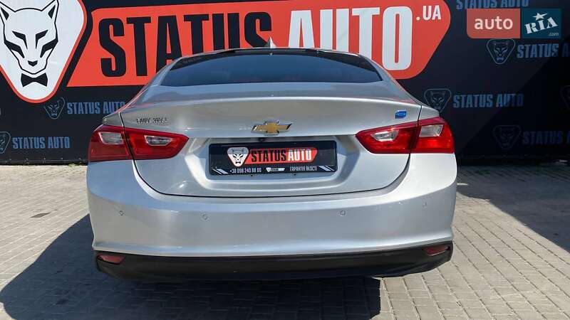 Седан Chevrolet Malibu 2016 в Виннице
