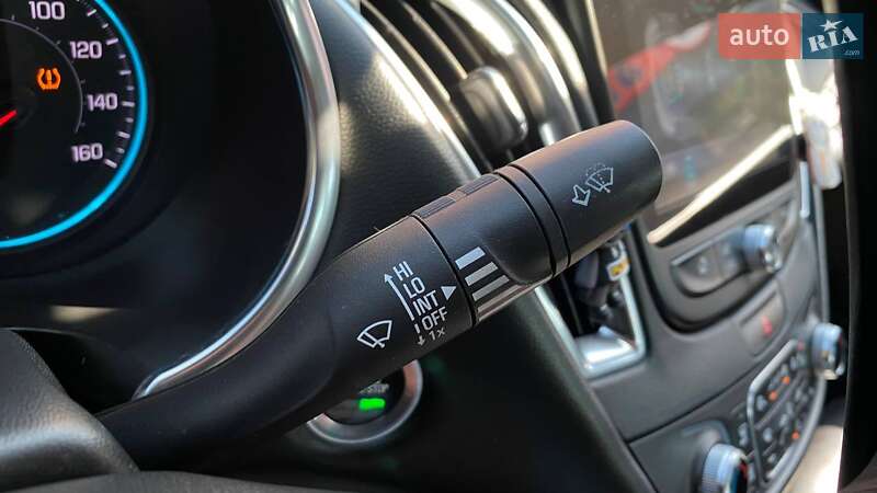 Седан Chevrolet Malibu 2016 в Виннице